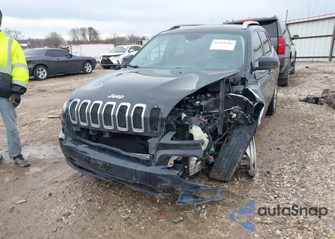 2015 Jeep Cherokee Latitude z USA, uszkodzony, nr VIN 1C4PJMCB3FW623103